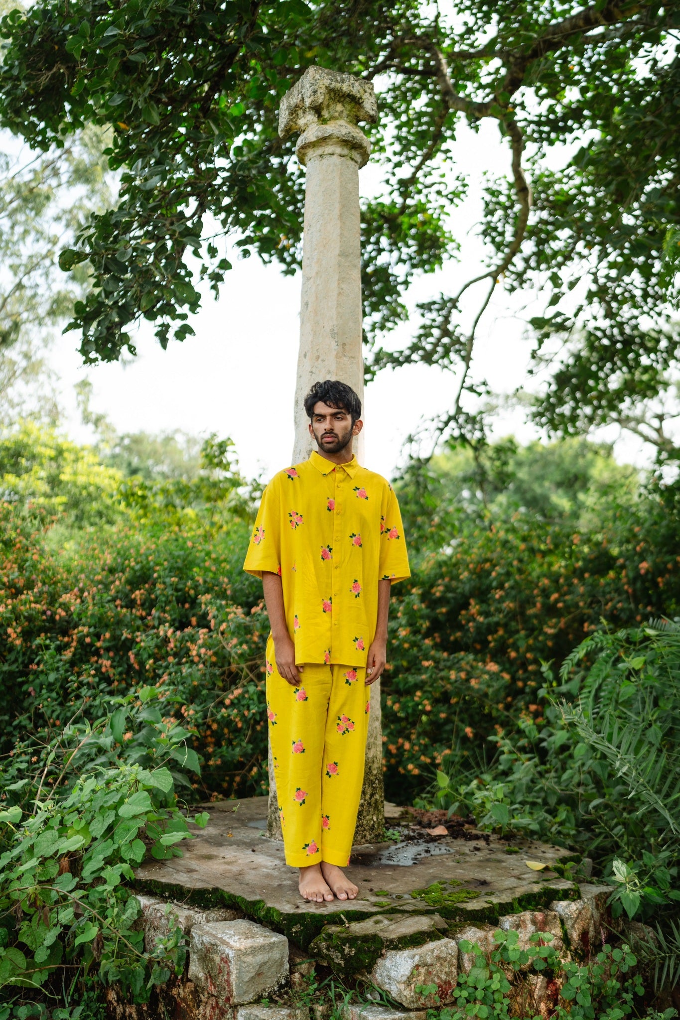 TREEJM's Men's Rangeela Co-ord Set merges retro style with lasting comfort. Crafted from premium fabric, it's a standout piece for any occasion.